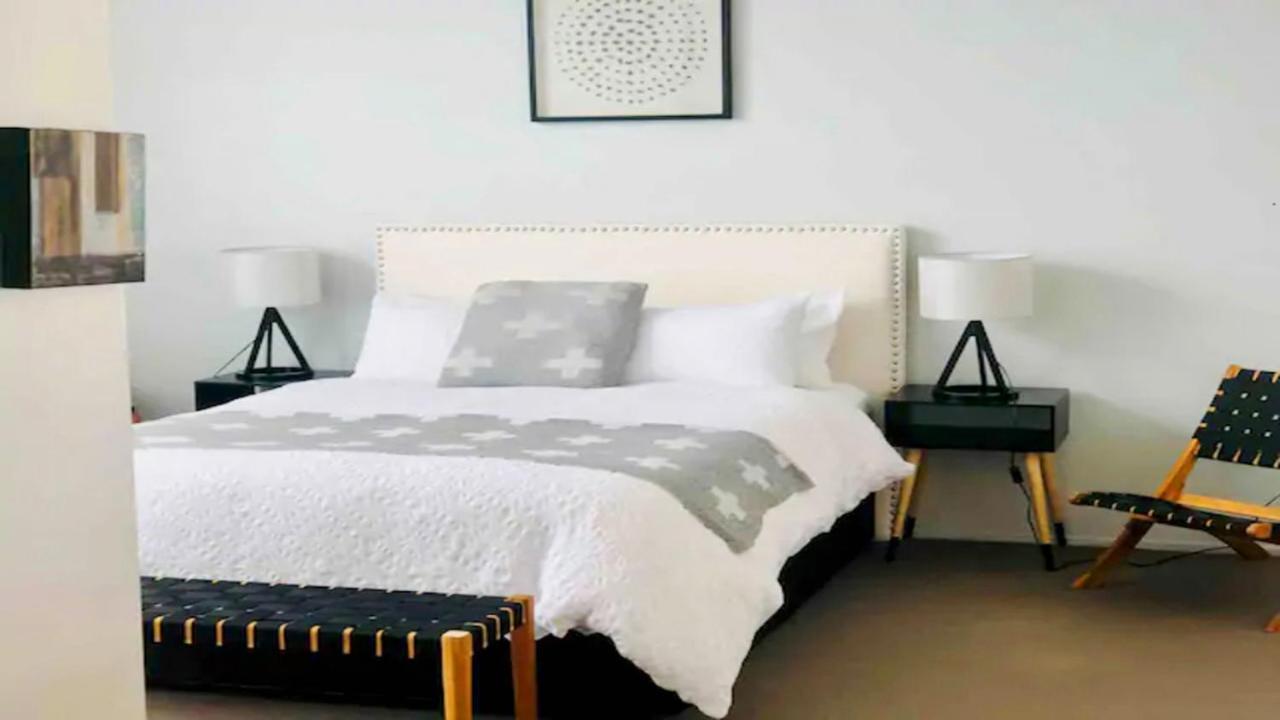 City Fringe Apartment With Sky Tower And City Views Auckland Zewnętrze zdjęcie